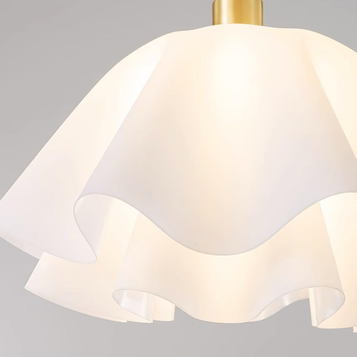 Lustra Pleated Retro Brass Acrylic Ceiling Light