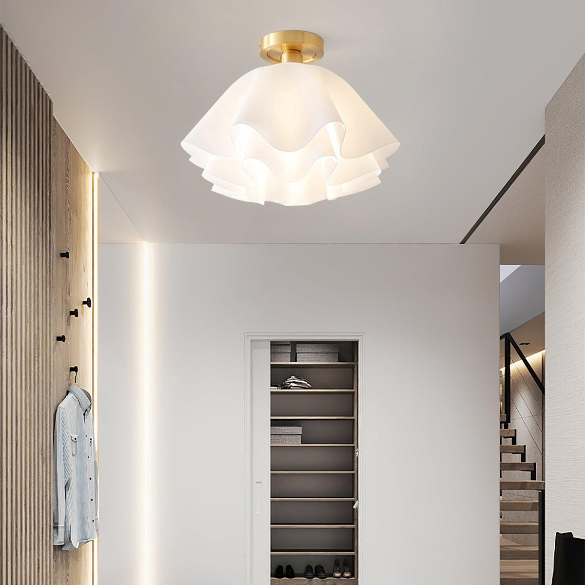 Lustra Pleated Retro Brass Acrylic Ceiling Light
