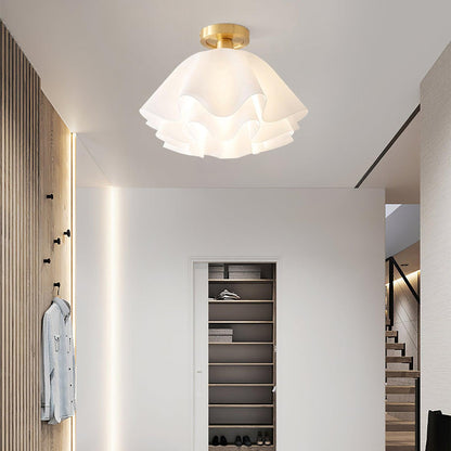 Lustra Pleated Retro Brass Acrylic Ceiling Light