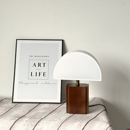 Lampe de table en style Wabi Sabi demi-lune