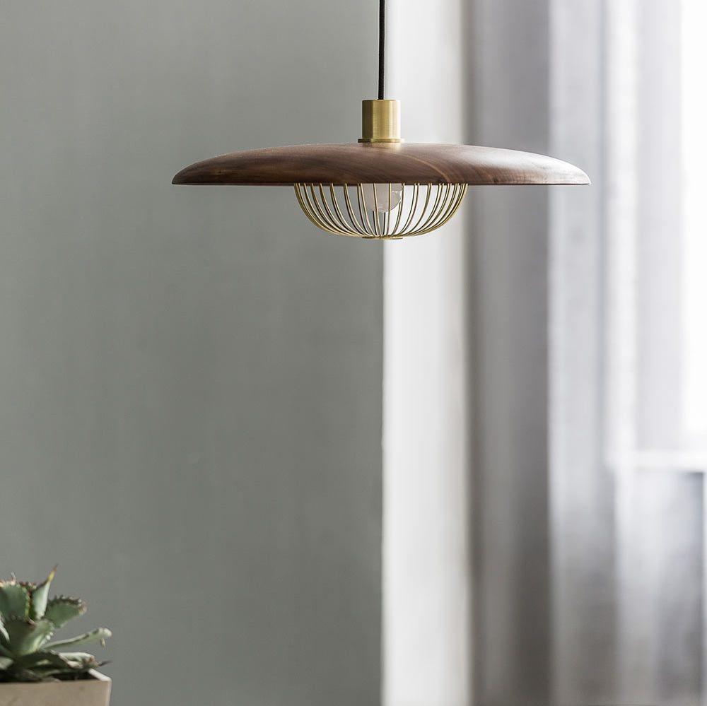 Lampe à suspension Kasa en métal et bois nordique