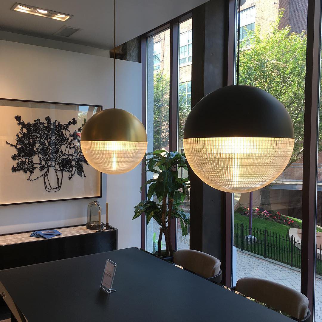 Lens Flair Pendant Lamp