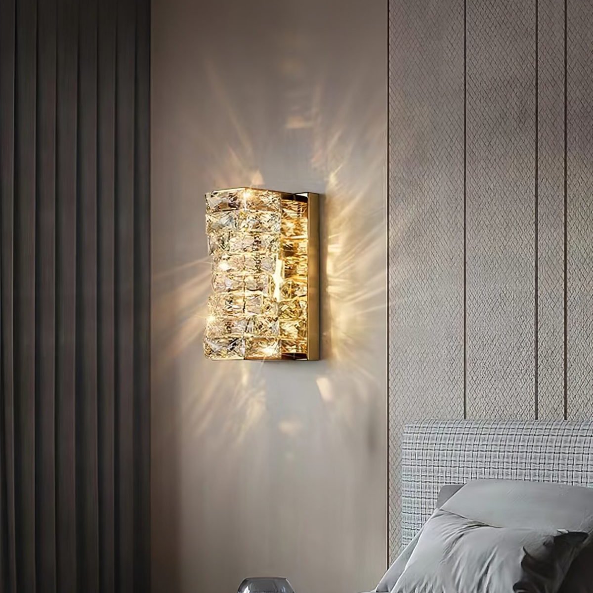 Laminated Crystal Wall Light