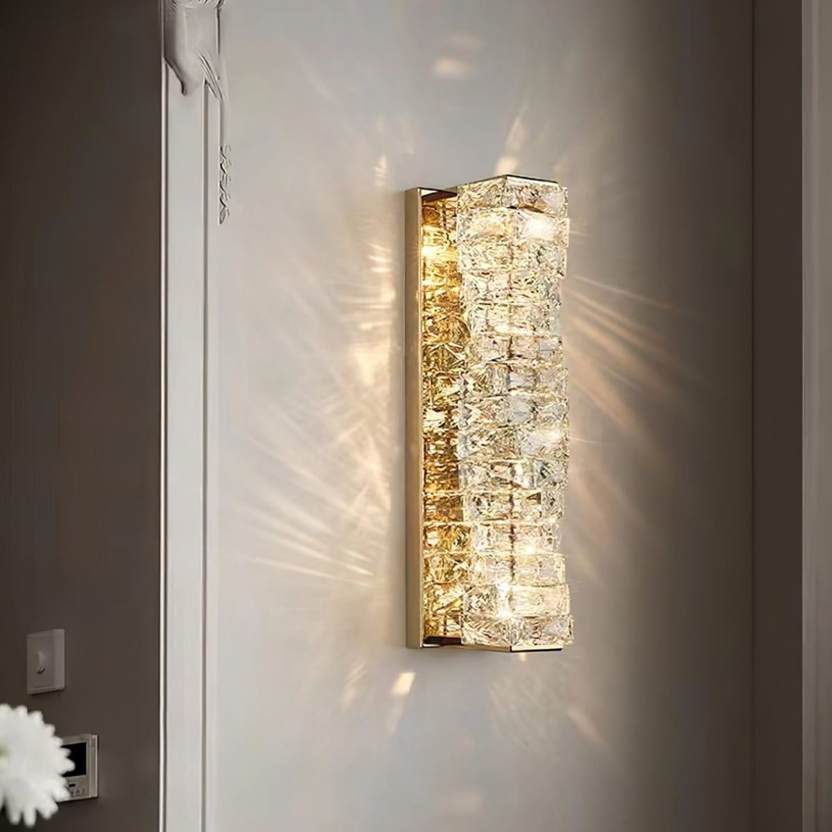 Laminated Crystal Wall Light