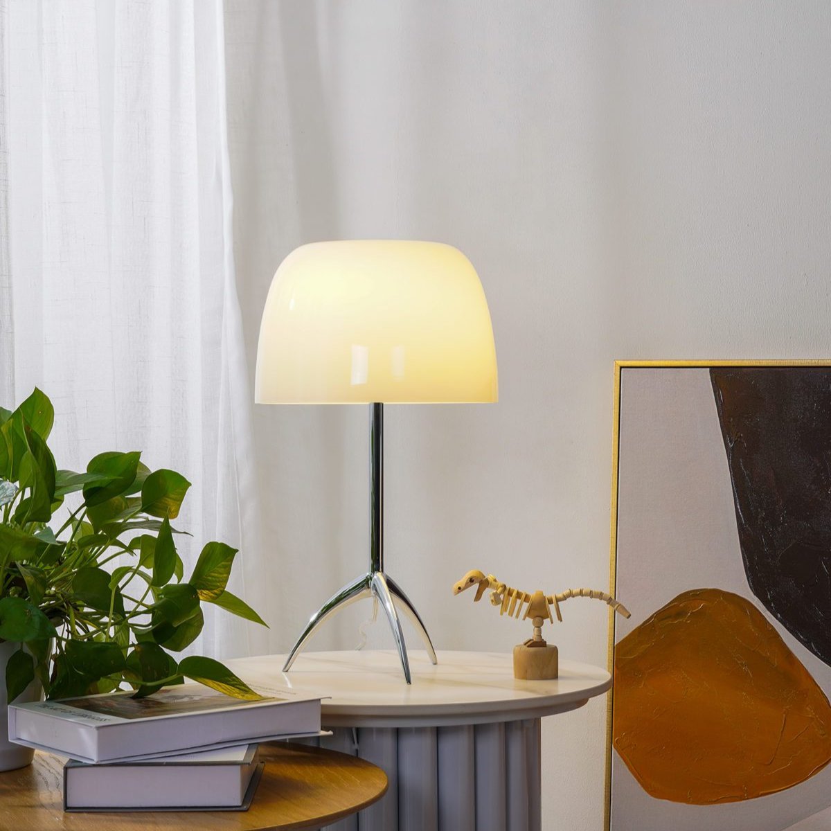 Nordic Lumiere Table Lamp