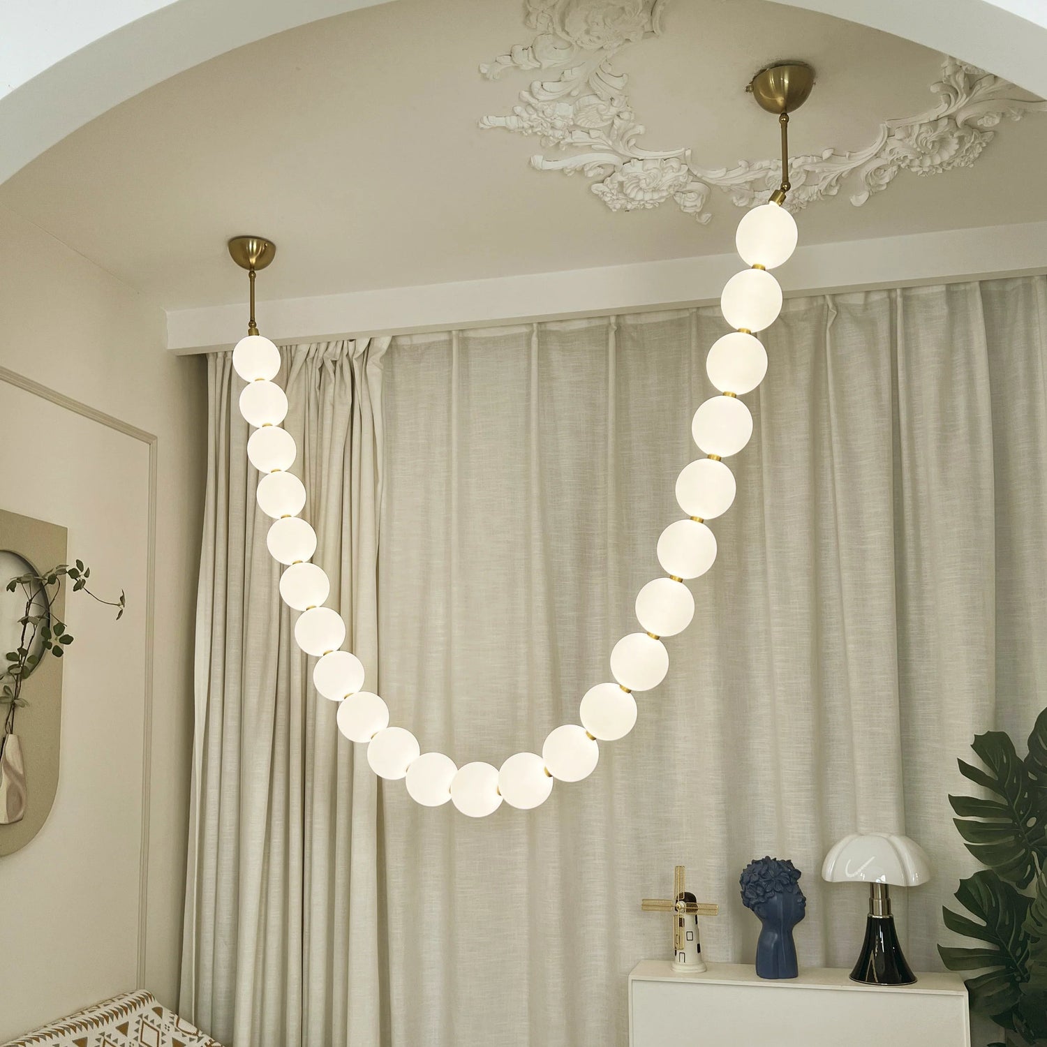Pearl Necklace Japandi Acrylic Brass Chandelier