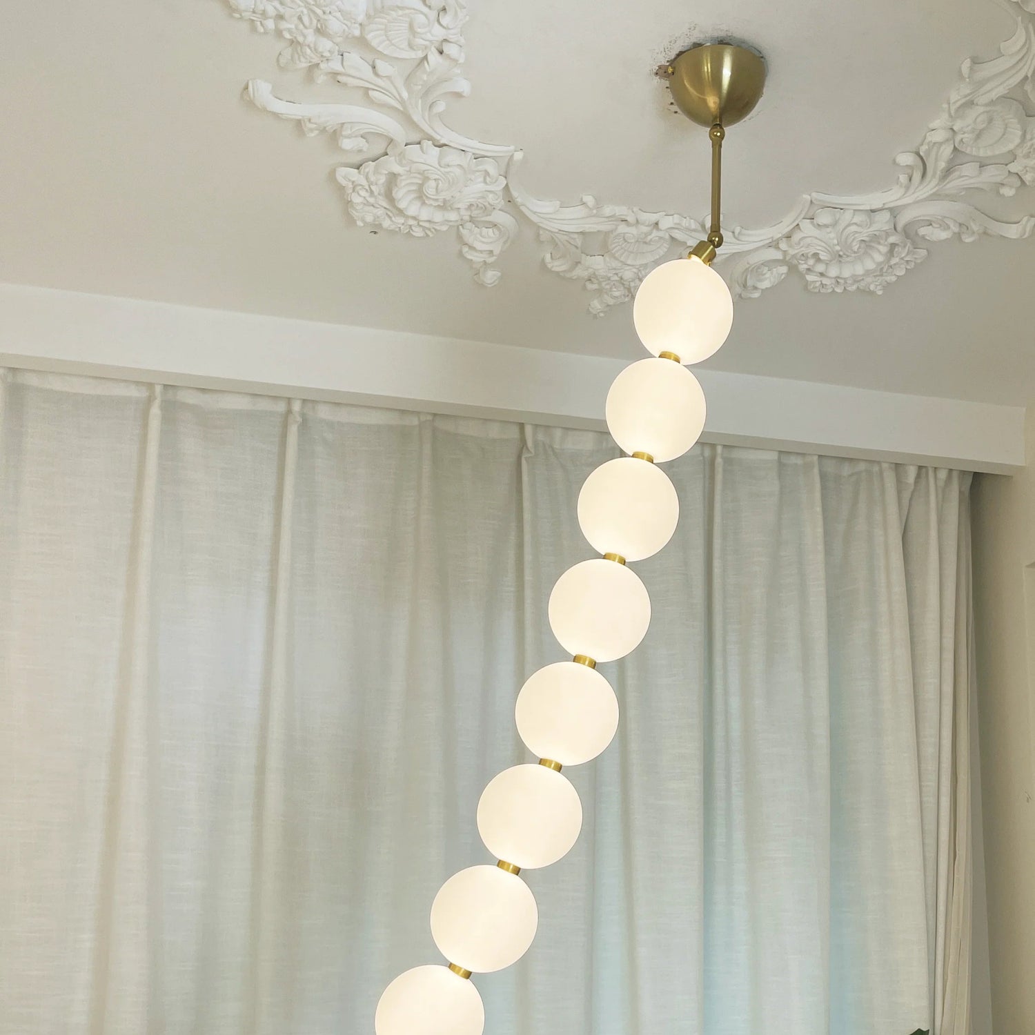 Pearl Necklace Japandi Acrylic Brass Chandelier