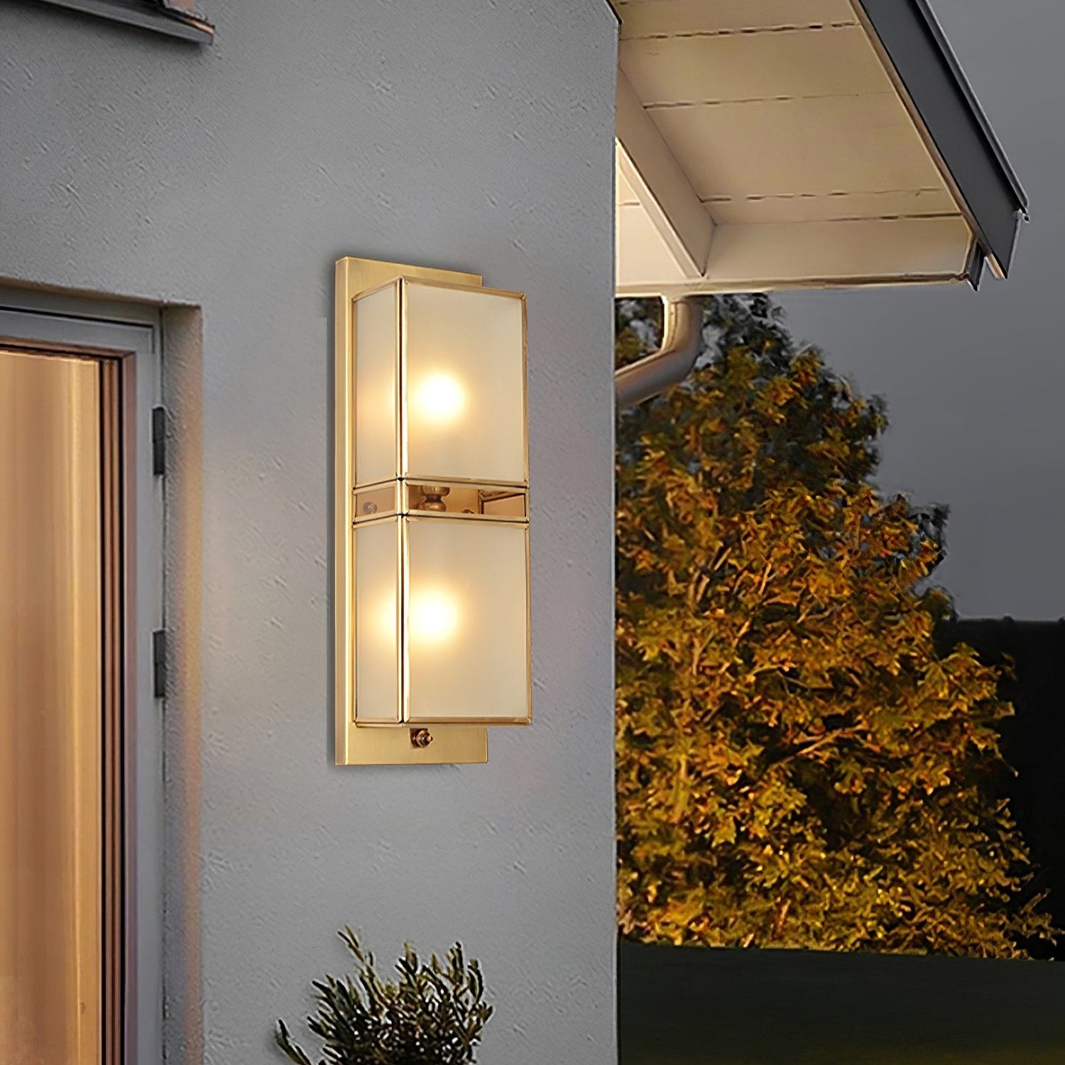 Retro Magari Brass Outdoor Wall Lamp