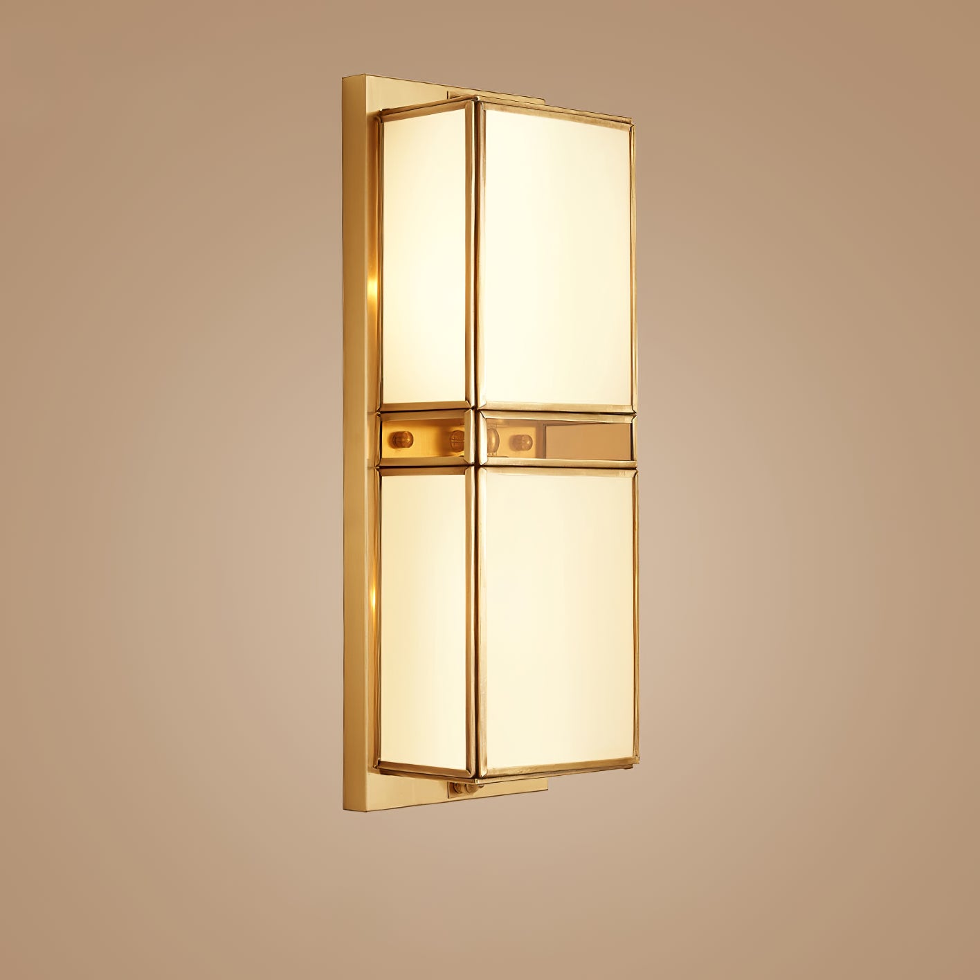 Retro Magari Brass Outdoor Wall Lamp