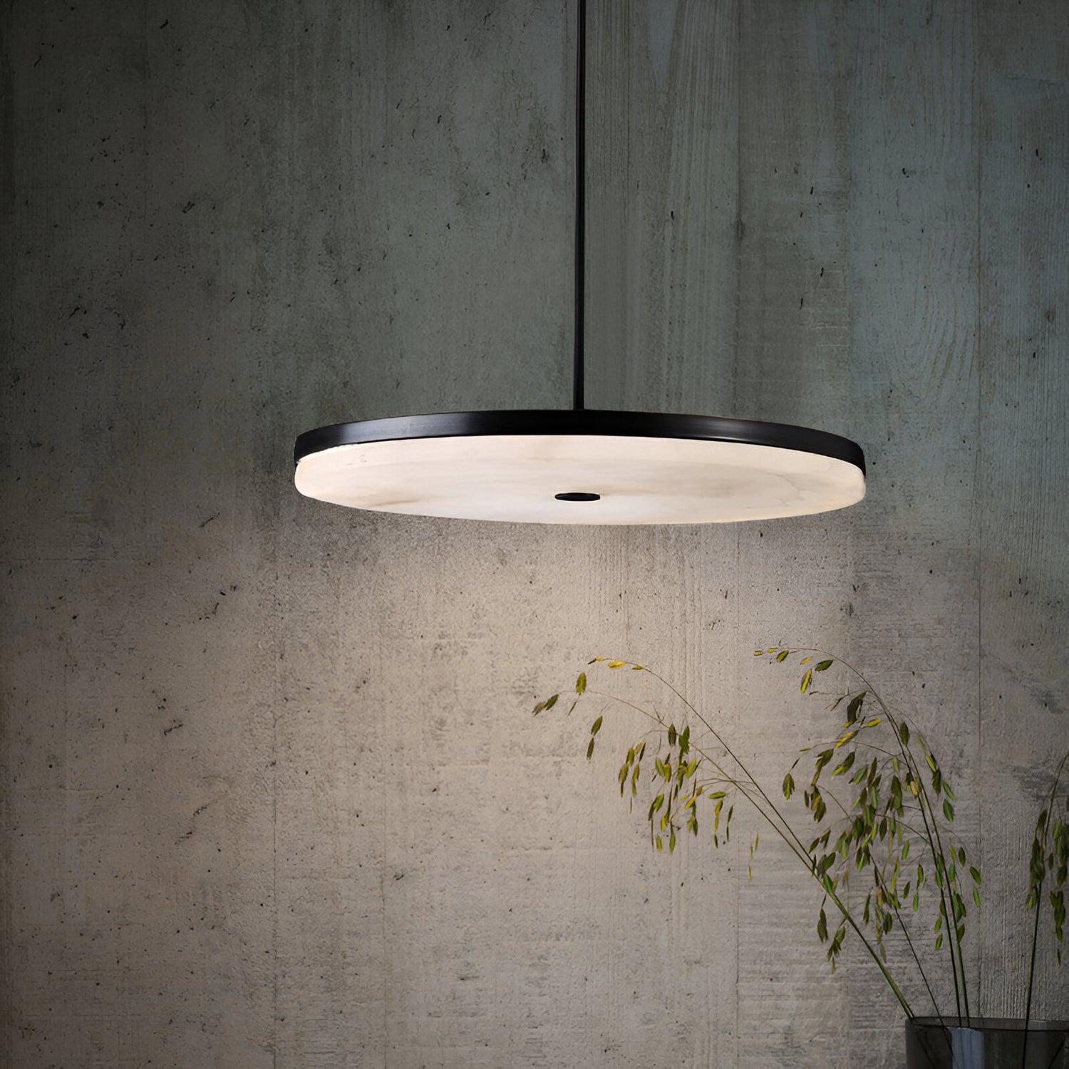 Manhattan Round Alabaster Pendant Light