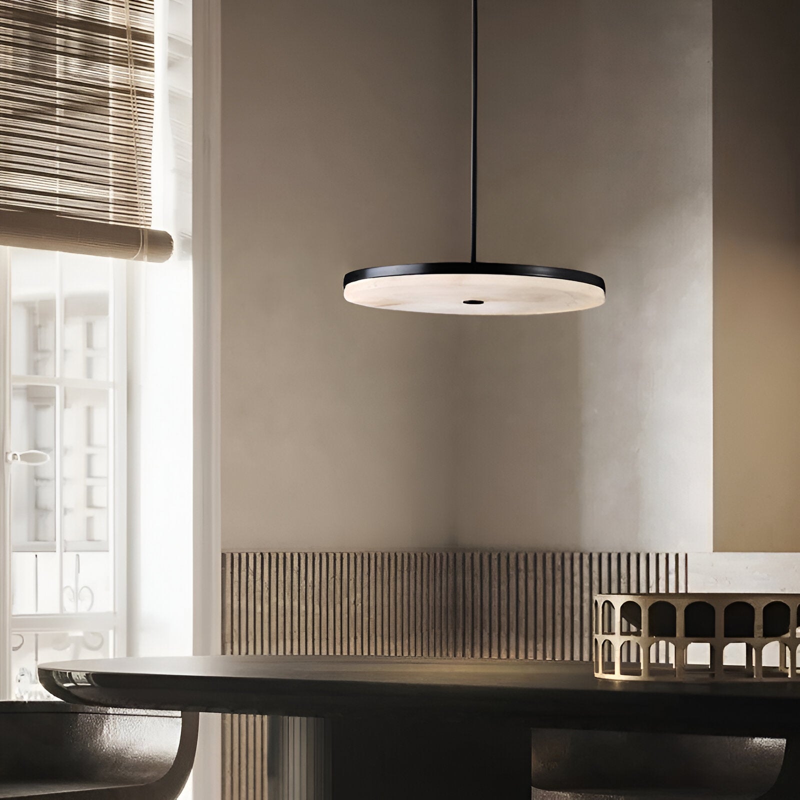 Manhattan Round Alabaster Pendant Light