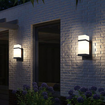 Retro Waterproof Mcdade Outdoor Wall Light