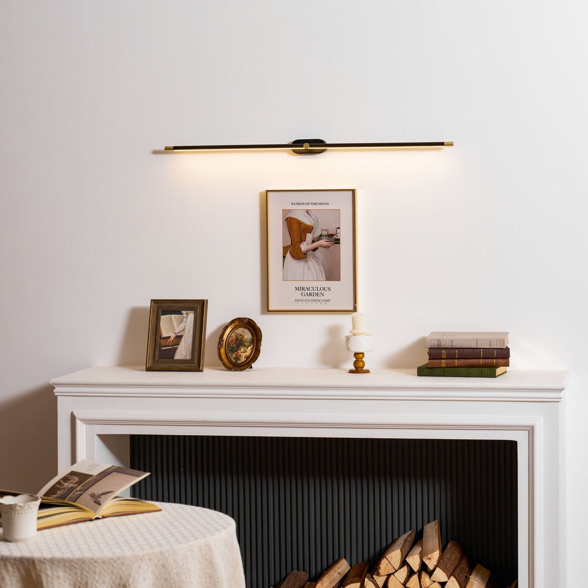 Vittoria Nordic Modern Linear Wall Light