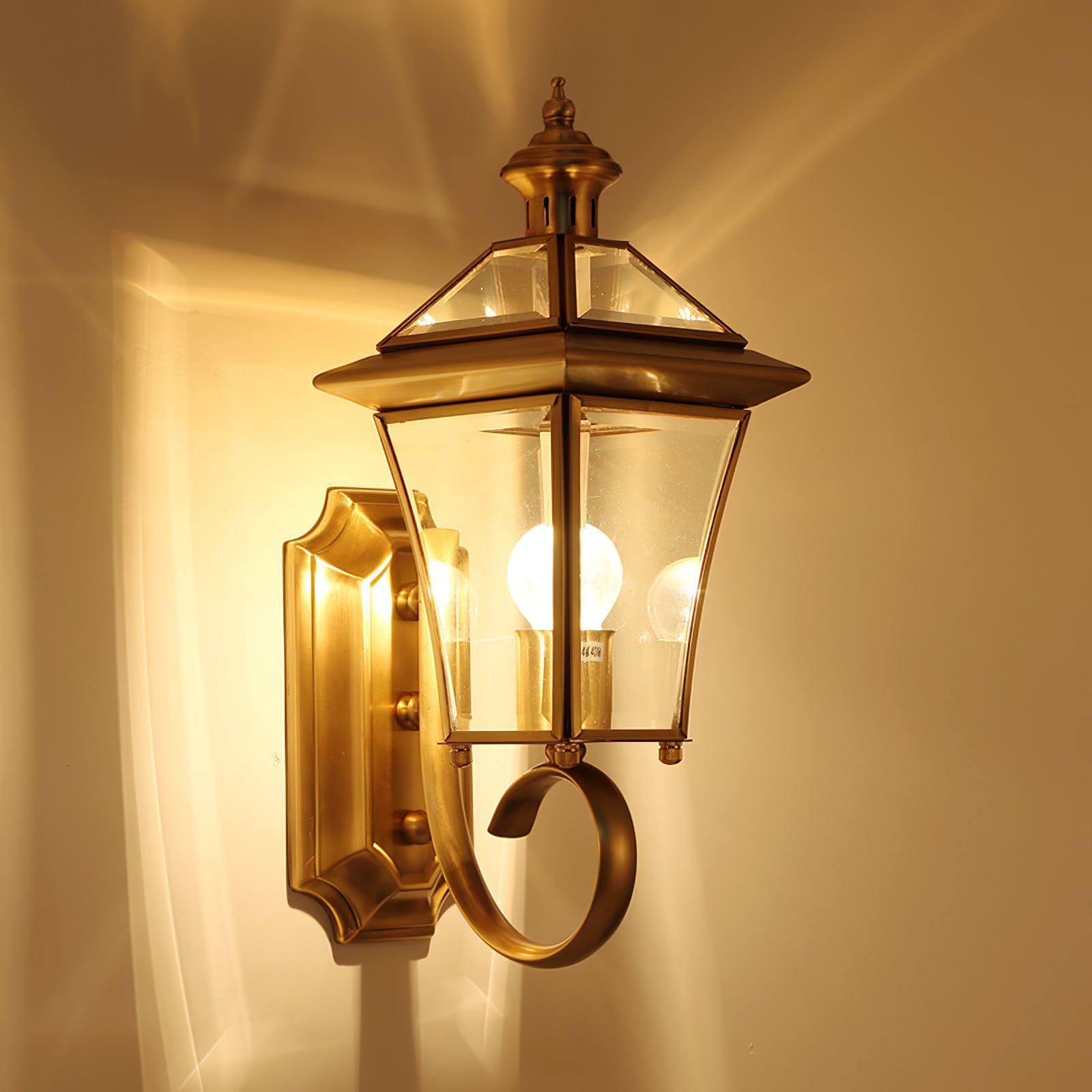 Retro Monterey IP65 Waterproof Outdoor Wall Light