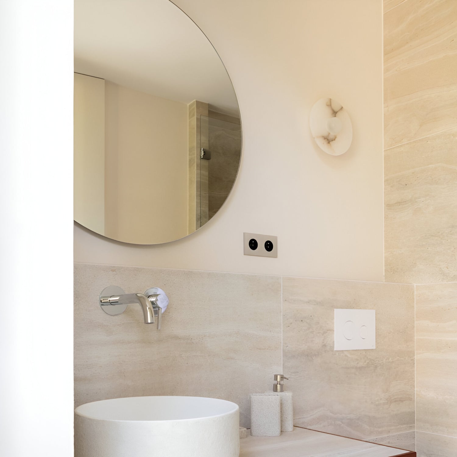 Nordic Alba Alabaster Wall Light