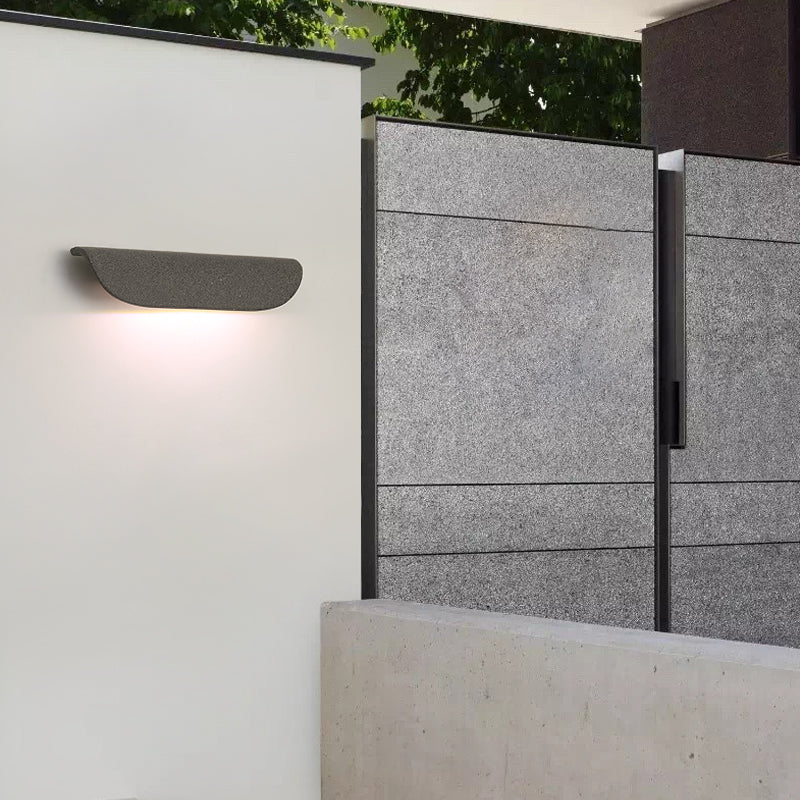 Luz de pared exterior curva moderna e impermeable