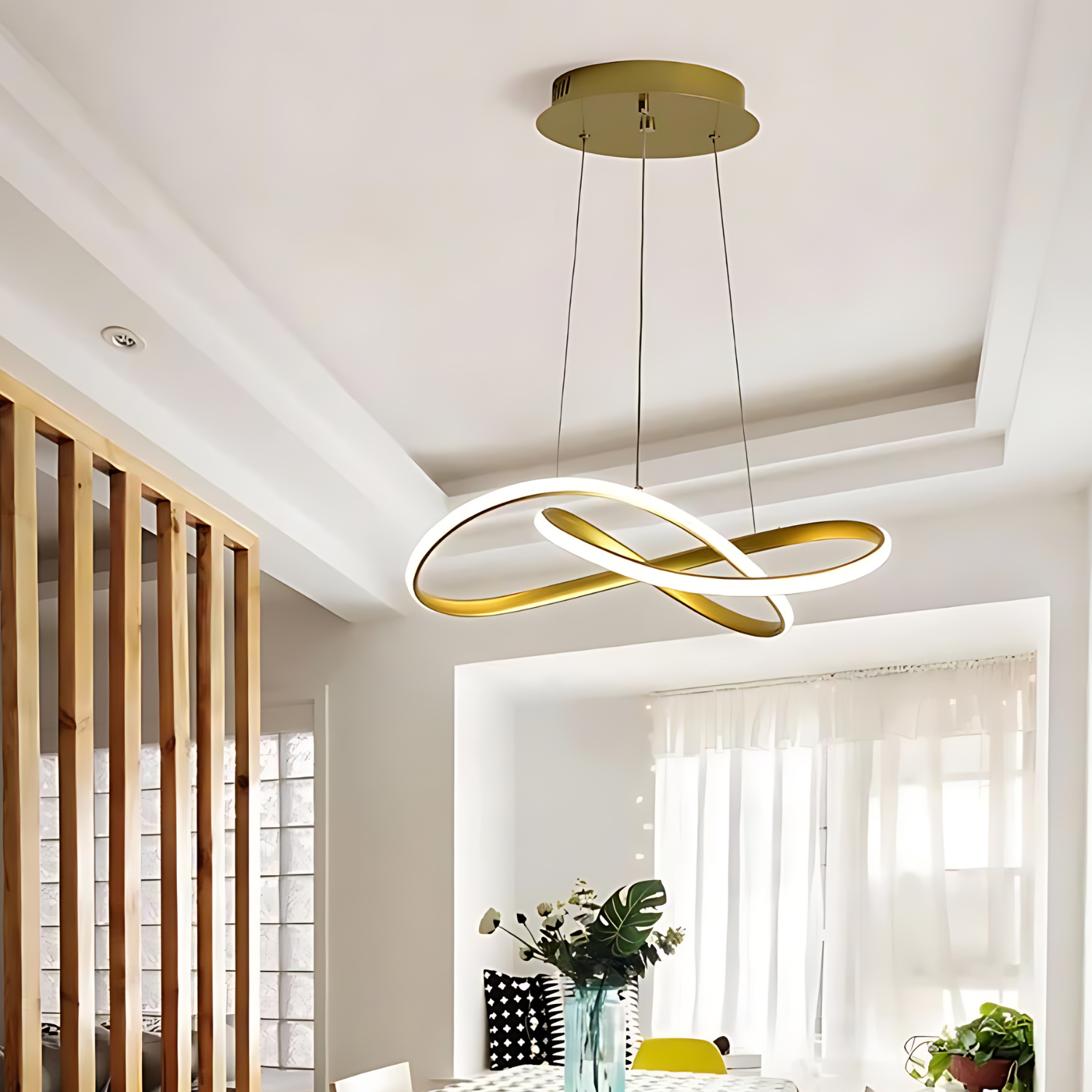 Contemporary Elegance Modern Chic Chandelier