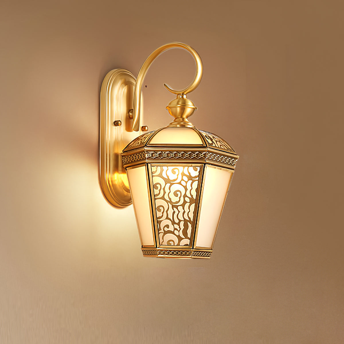 Retro Palace Pattern Outdoor Wall Lamp