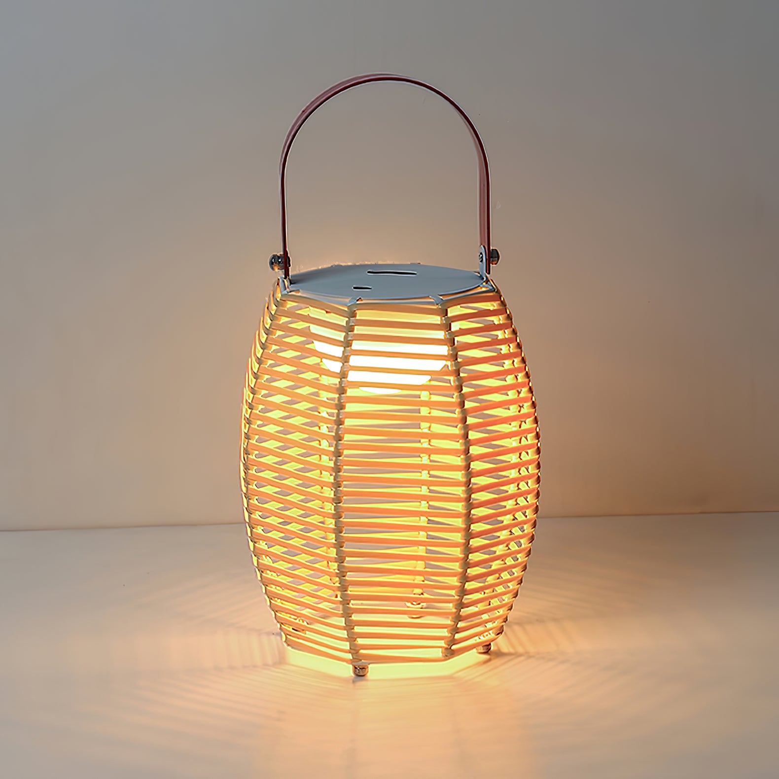 Lampada da tavolo wireless da esterno in rattan creativo retrò