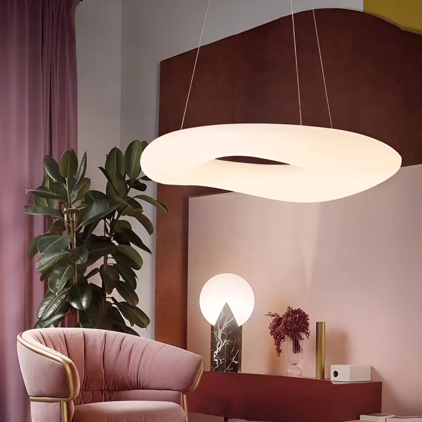 Nordic Oval Shape Stylish Pendant Lamp