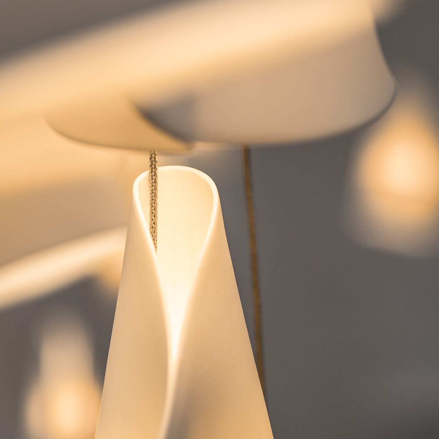 Boki Scandinavian Porcelain Pendant Light