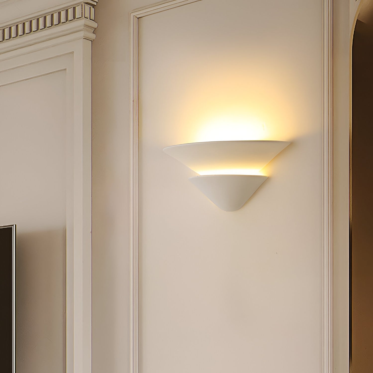 Shellora Wabi-Sabi Plaster Wall Light