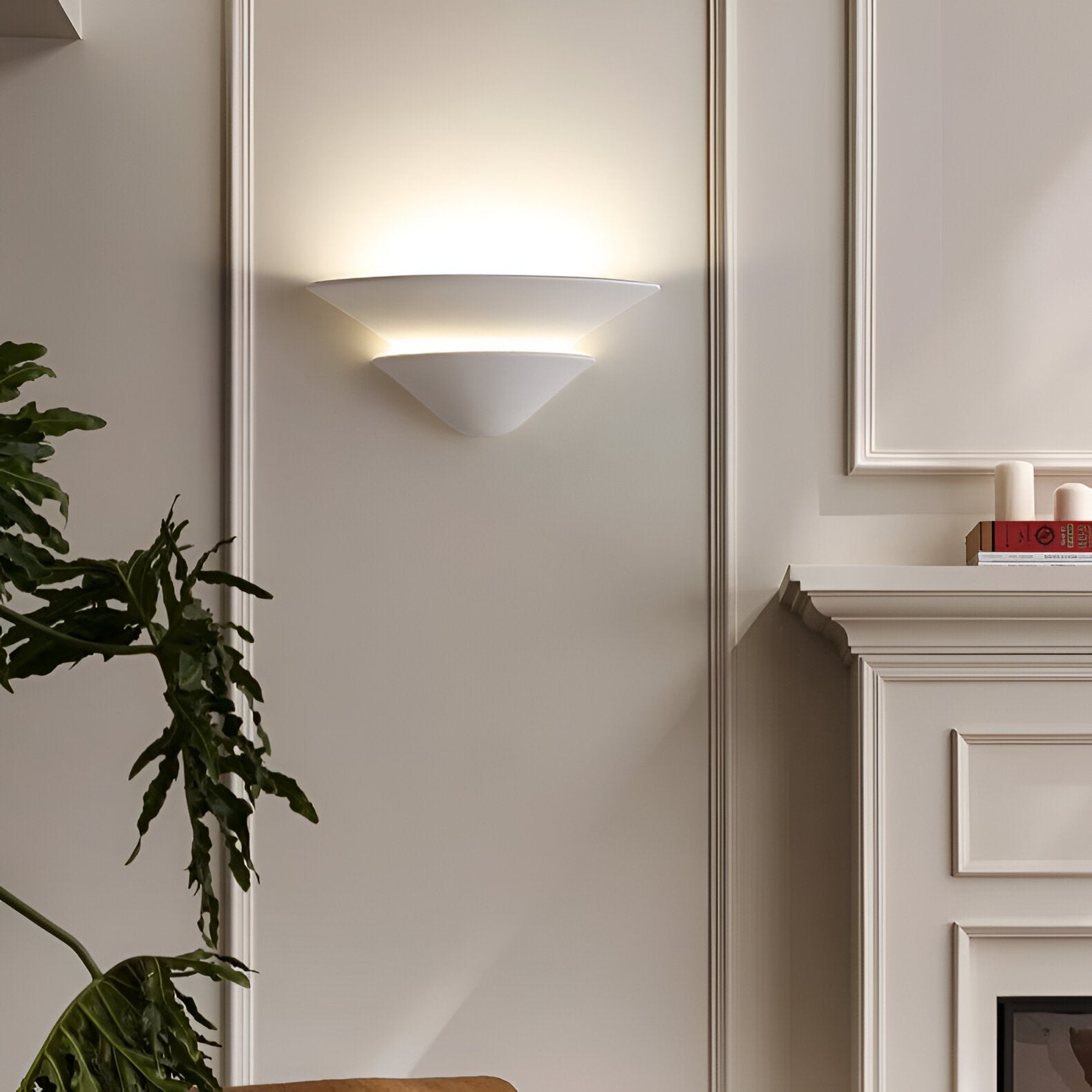 Shellora Wabi-Sabi Plaster Wall Light