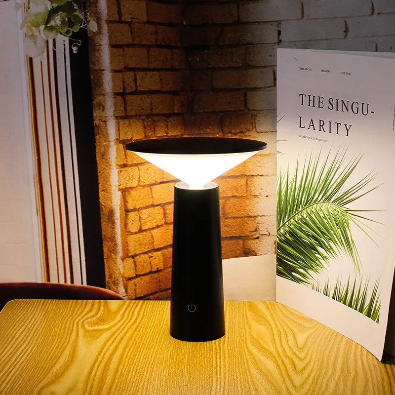 Remoteglo™ Wireless Table Lamp