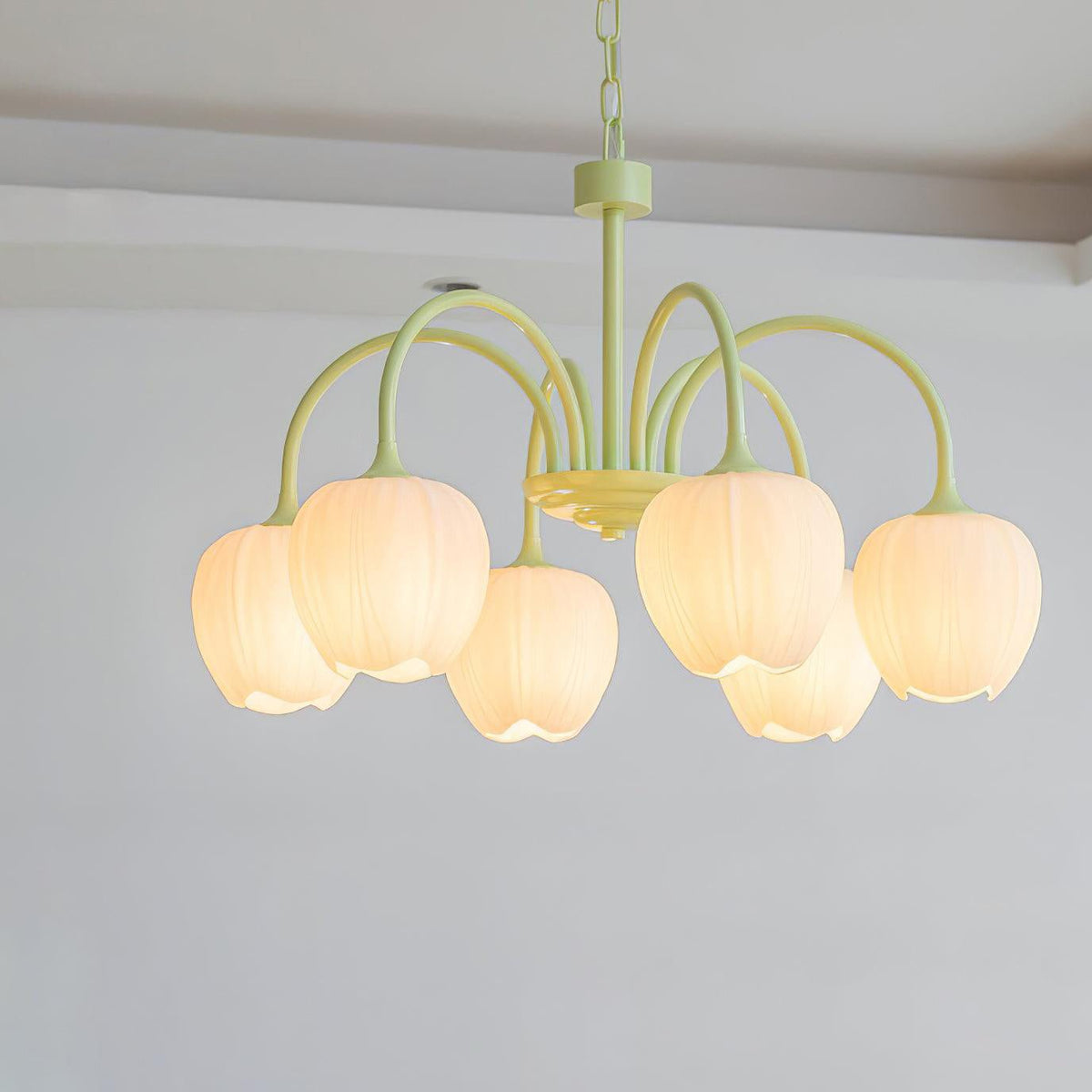 Tulipa Matcha Nordic Glass Chandelier