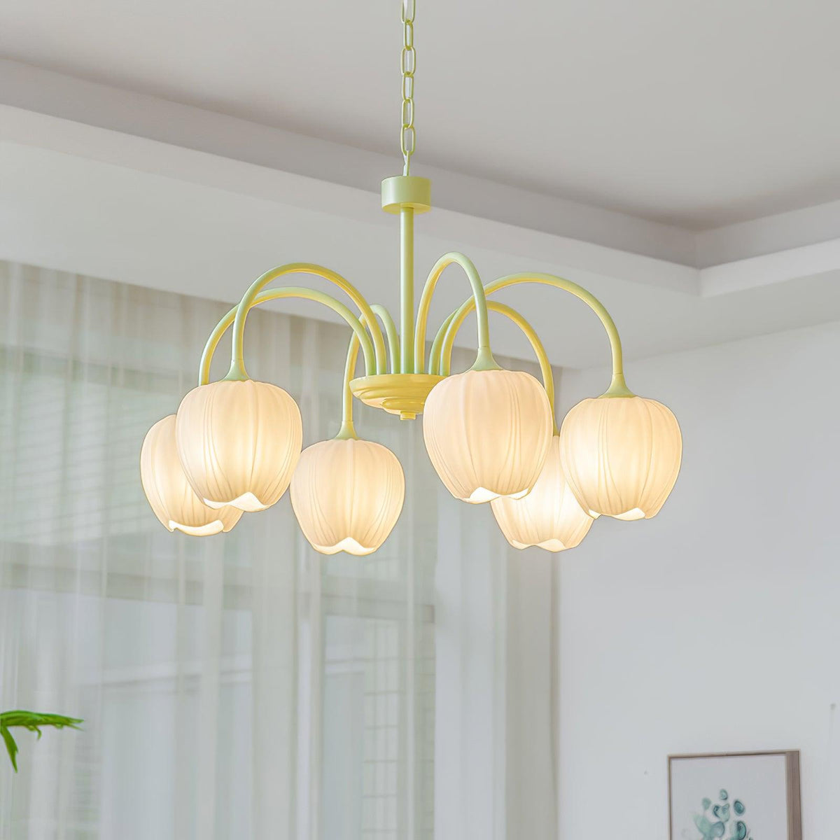 Tulipa Matcha Nordic Glass Chandelier