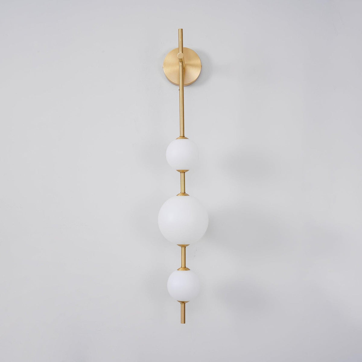 Evelia Nordic Vertical Plastic Globe Wall Light