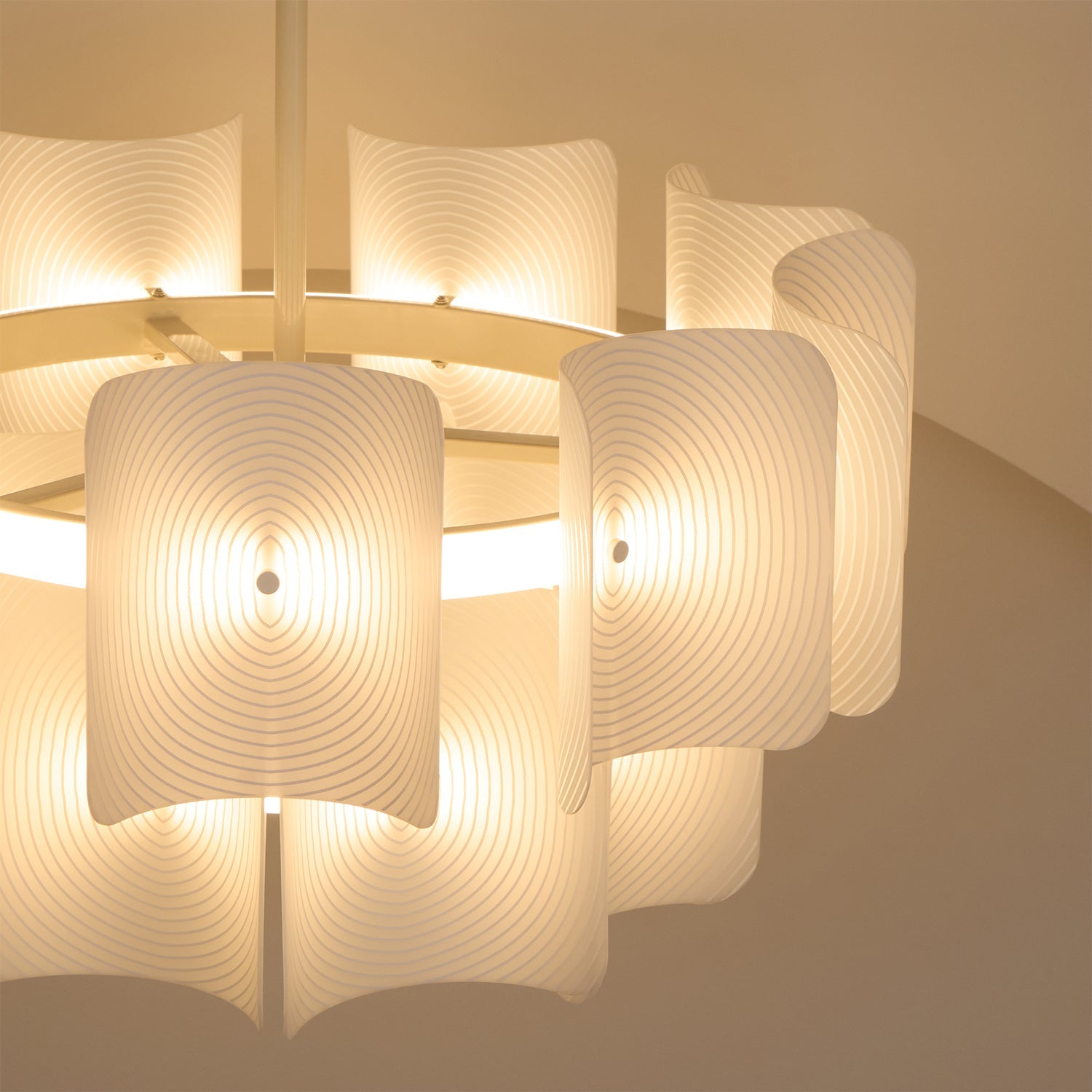 Modern Creative Round Vitre LED Chandelier