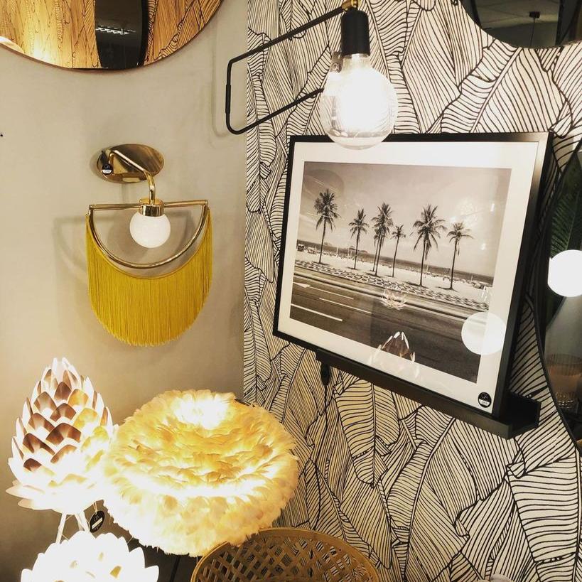 Retro Wink Tassel Wall Lamp