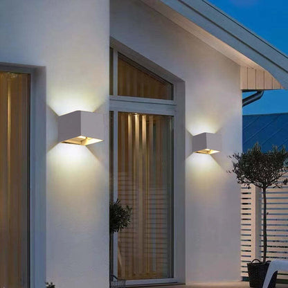 Lámpara de pared exterior LED cuadrada ajustable moderna