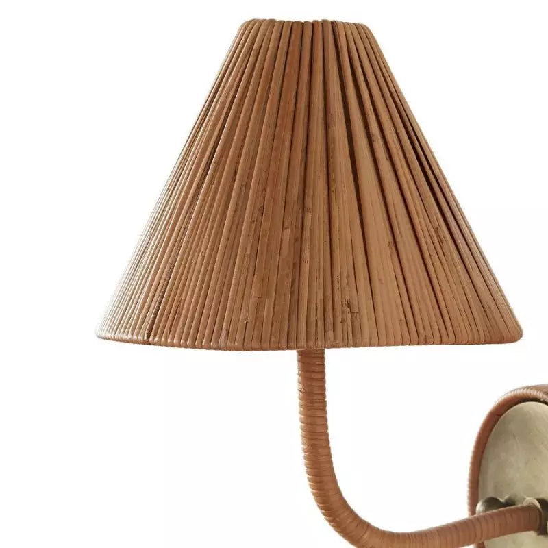 Kaiya Geflochtene Rattan-Kegel Boho-Wandleuchte