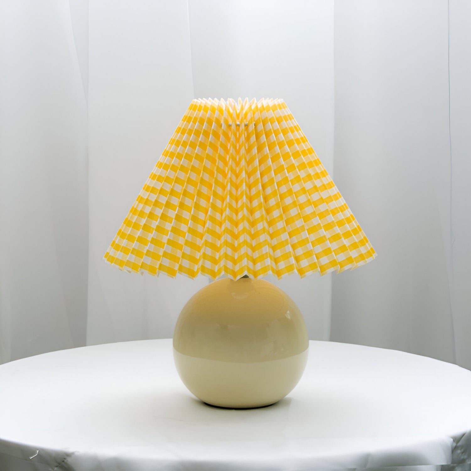 Modern Ceramic Retro Pleated Cone Shape Table Lamp