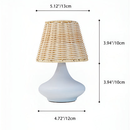 Lampada da tavolo a ombrello in rattan semplice