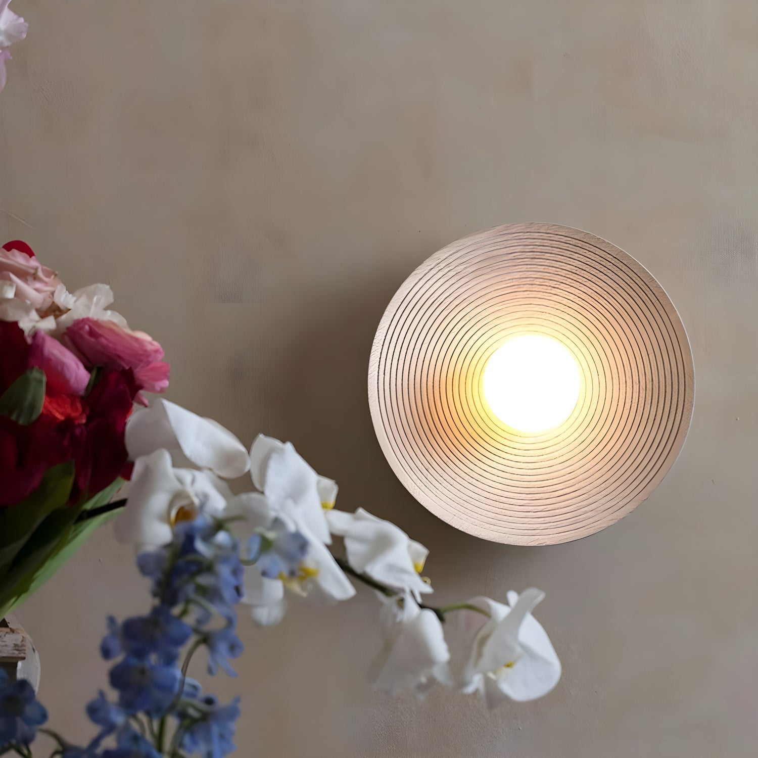 Lampada da parete LED rotonda in ceramica stile retrò