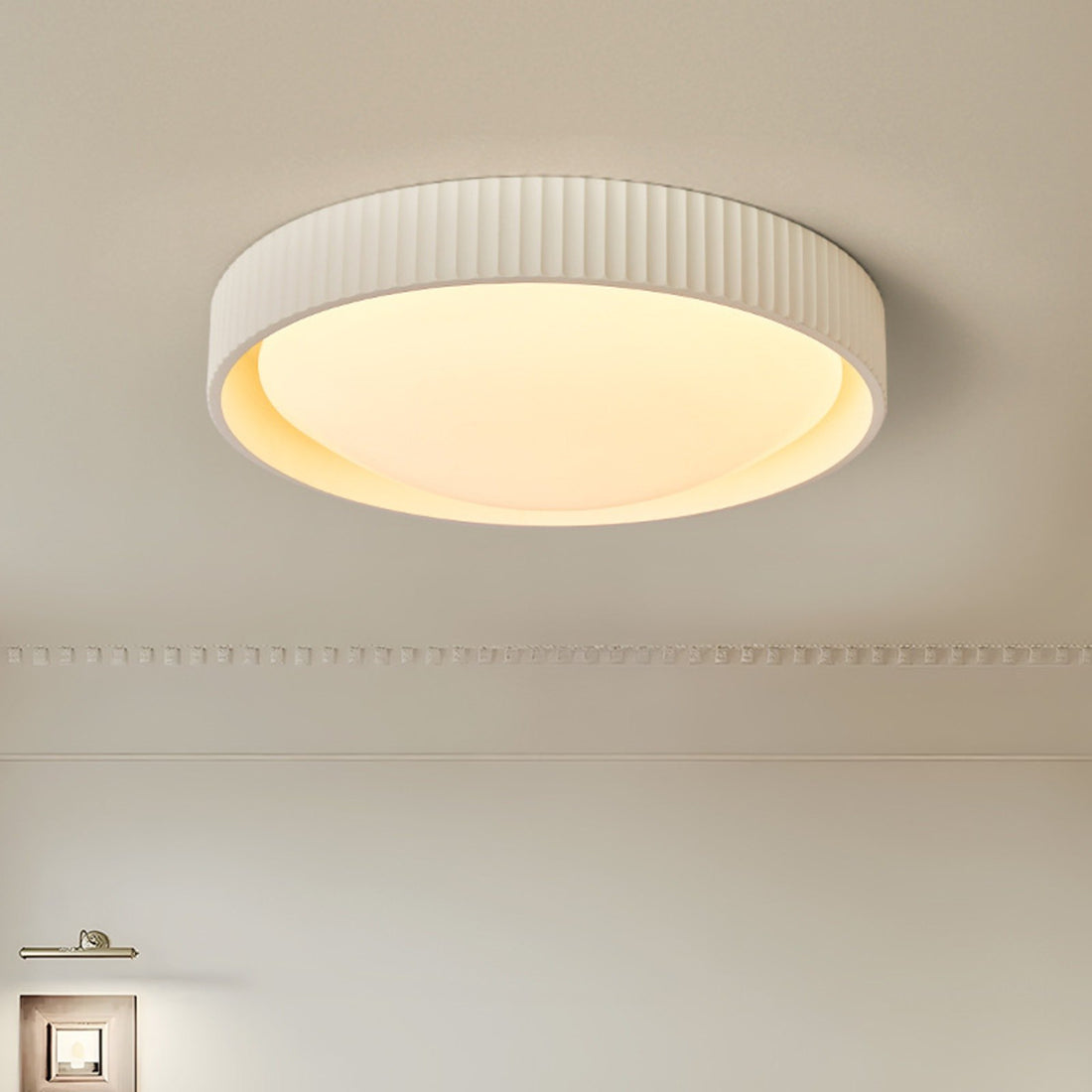 Hida cream ceiling light in a bedroom