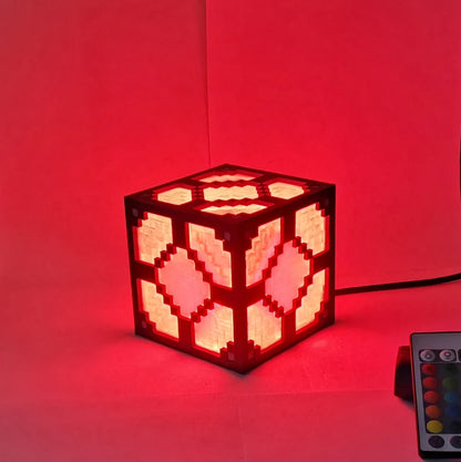 Minecraft-inspirierte pixelierte RGB-Block-Tischlampe