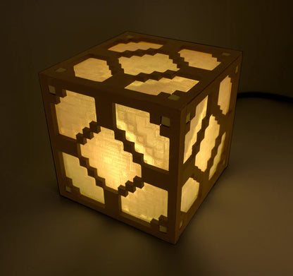 Minecraft-inspirierte pixelierte RGB-Block-Tischlampe