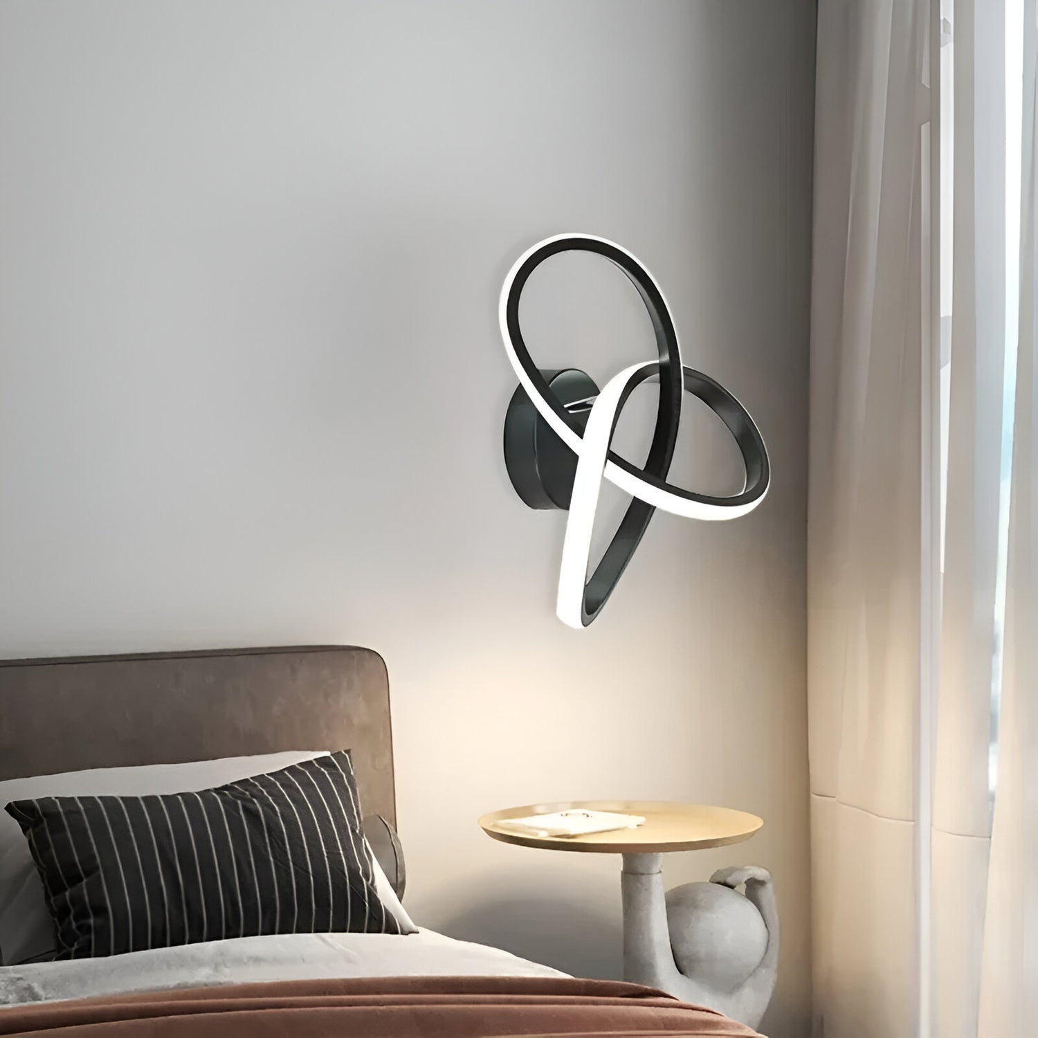 Trefoil Modern LED Wall Ceiling Lamp