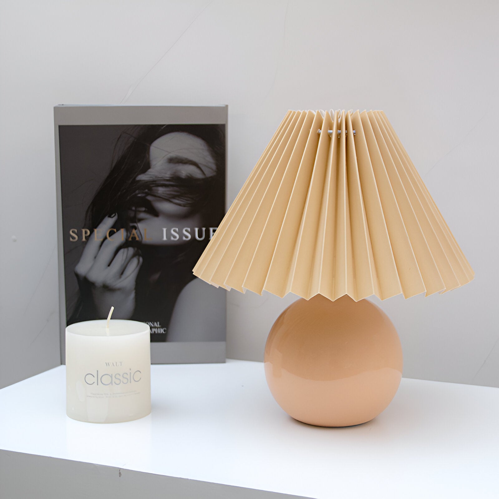 Modern Ceramic Retro Pleated Cone Shape Table Lamp