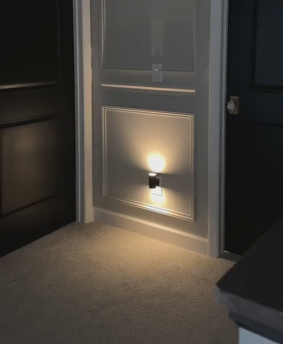 Dimmable Night Light Plug-In - Adjustable Brightness