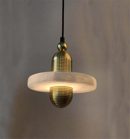 Lampe à pendentif en alabastre moderne