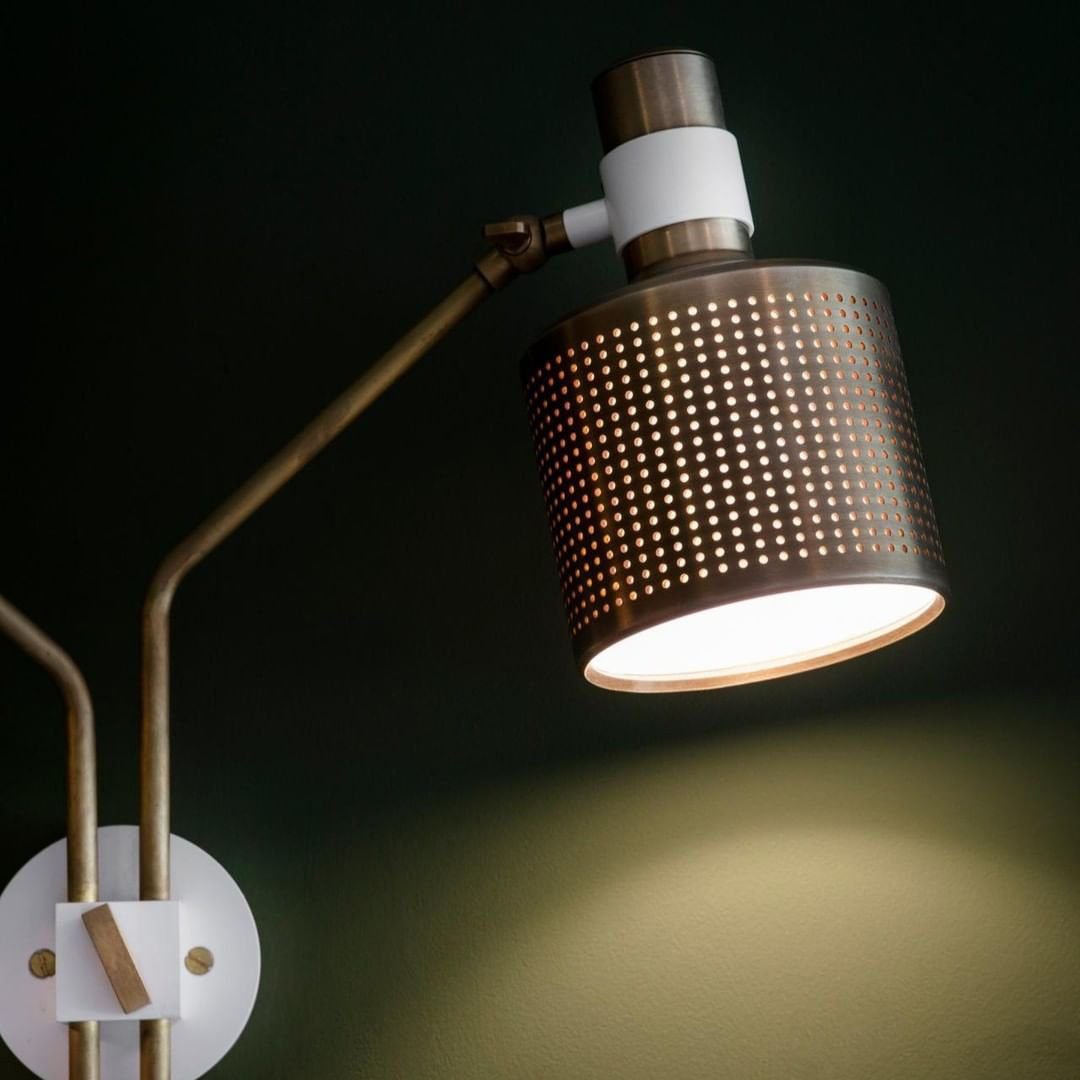 Noordse Verstelbare Riddle Wandlamp